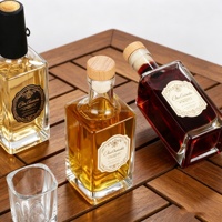 Bouteille en verre givré transparente personnalisée de 250 ml pour spiritueux de tequila naturelle pure avec bouchon en liège – Design tendance