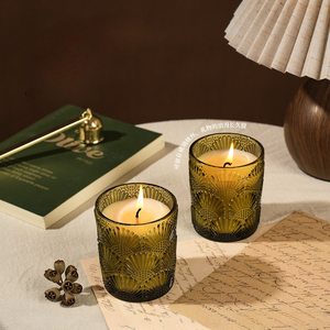 Vela Aromática Vintage con Patrón en Relieve, Vela Literaria de Nicho, Vela Perfumada para Dormitorio, Adorno de Ambiente de Alta Gama - Product Image 2