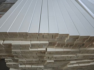 Großhandel Moderne Paulownia-Lindenholz-PVC-Fensterläden-Komponenten mit Belüftung und Lackierung - Product Image 4