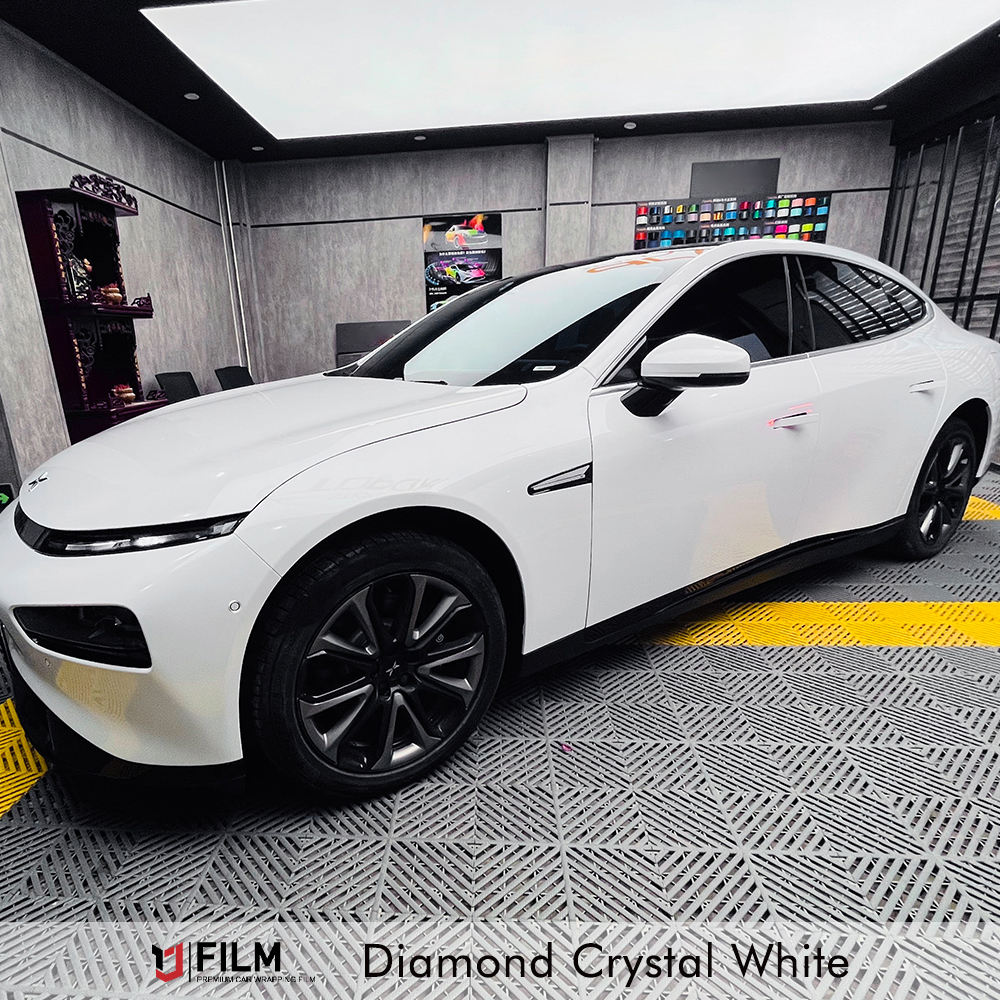 เพชรคริสตัลสีขาว