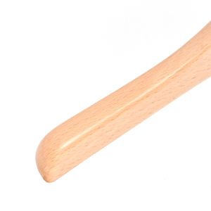 <span class=keywords><strong>Petit</strong></span> <span class=keywords><strong>cintre</strong></span> <span class=keywords><strong>en</strong></span> <span class=keywords><strong>bois</strong></span> personnalisé pour vêtements de bébé - Product Image 5