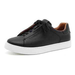 <span class=keywords><strong>Scarpe</strong></span> Casual bianche da uomo semplici versatili in vera pelle con lacci <span class=keywords><strong>scarpe</strong></span> da passeggio estremamente morbide alla moda - Product Image 1