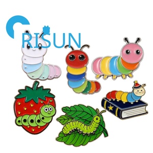 Broche en émail personnalisée, mignonne, motif dessin animé, reptile, insectes, ver arc-en-ciel, ver rampant, chenille, broches en émail - Product Image 1