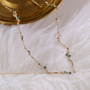 สร้อยคอทองคำแท้ 14K ประดับมรกตธรรมชาติ สร้อยคอแบบสเตชั่น สร้อยคอเพชรโมอิสซาไนต์ D VVS แบบปรับแต่งได้สำหรับผู้หญิง - Product Image 4