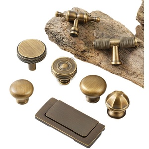 Hot Sale Hardware All Brass European <strong>Style</strong> Strip Shape Wardrobe Cabinet Door <strong>Antique</strong> Bronze Single Hole Handle Vintage <strong>Drawer</strong> - Product Image 5
