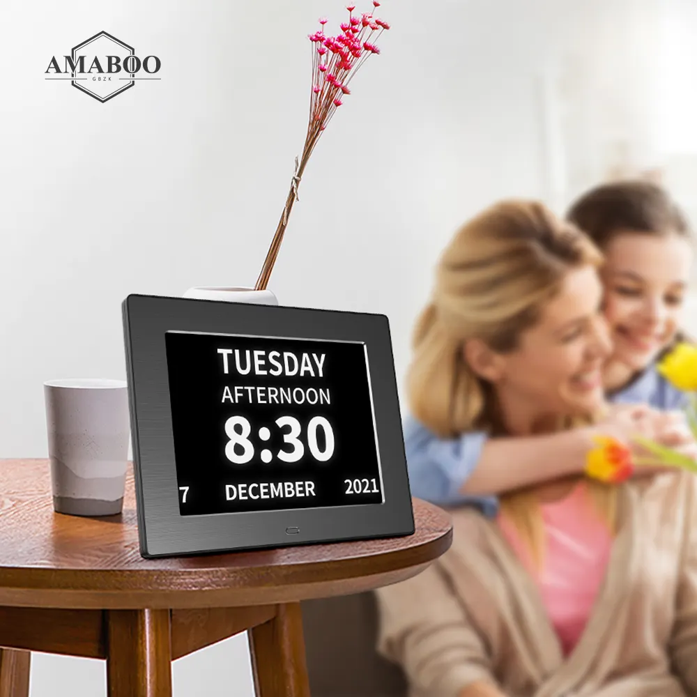 AMABOOデジタルカレンダー日時計テーブルスタンドウォールハング7 "液晶大型ディスプレイ認知症デジタルカレンダー時計