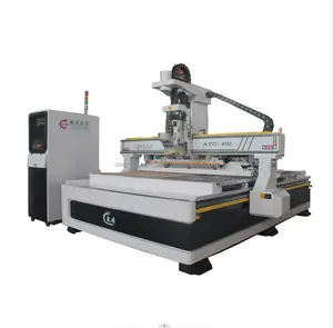 Máquina enrutadora de madera CNC de alimentación automática con función de anidación 1325 ATC a buen precio