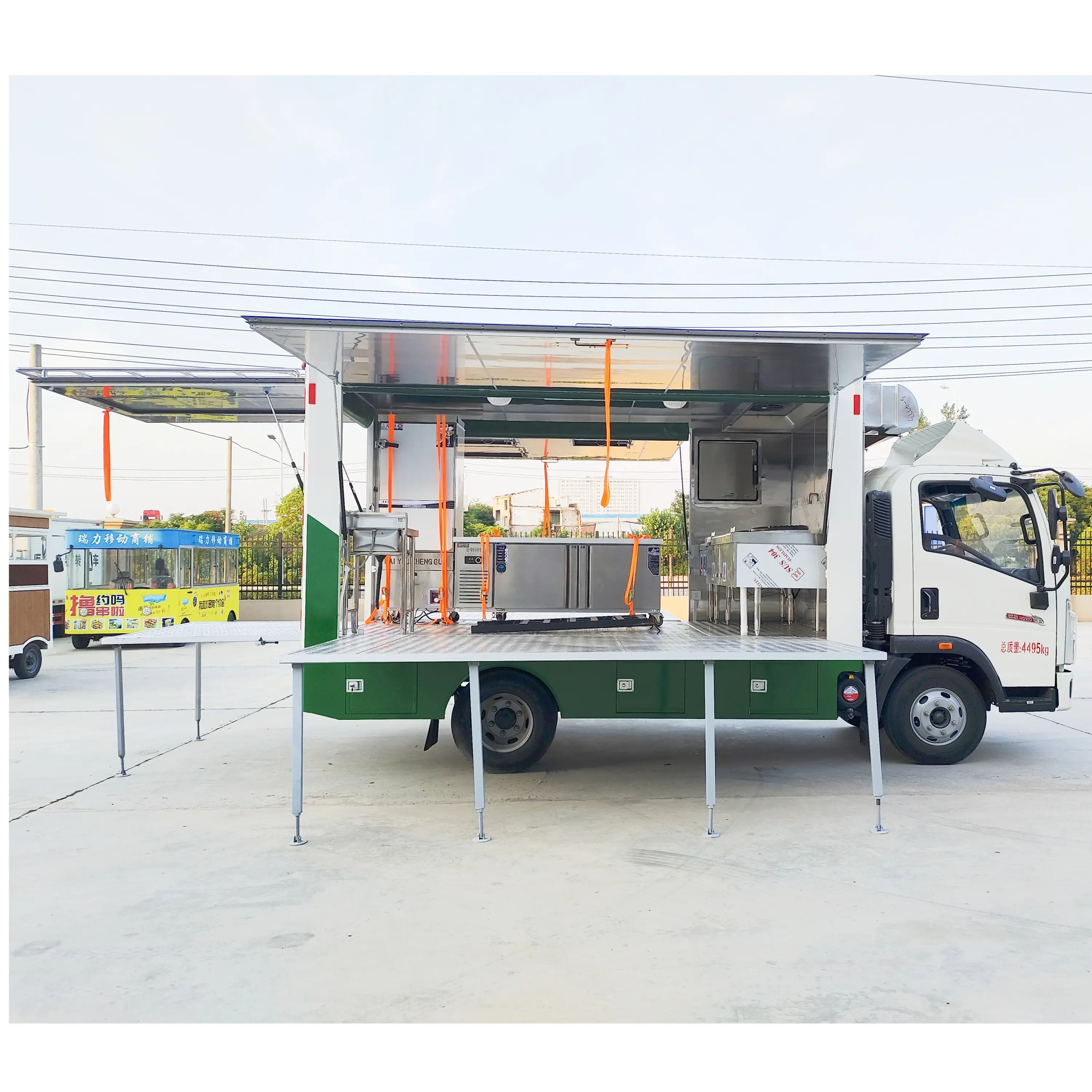 Furgone elettrico Mobile fast food camion tre lati della scatola di carico aperta utilizzata con la macchina per bevande