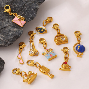 Colgantes pequeños de joyería chapados en oro de 18K con retención de color, con diseños de Castillo de dibujos animados, Cámara y Planeta, con cierre de langosta, para DIY de collares y pulseras - Product Image 5