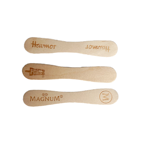 Logo damgası kazınmış sürdürülebilir ahşap buzlu dondurma sopa karıştırma çubuğu - Product Image 5