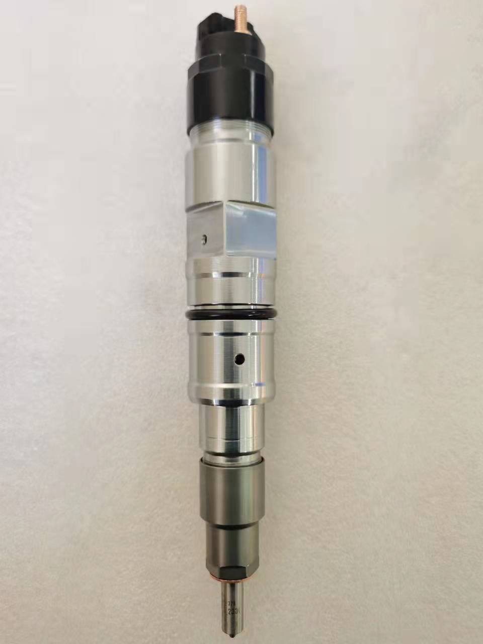 common rail injector 0445120333 0445120431 injector for Yuchai auto parts good quality injector nozzle 0445120333 0445120431