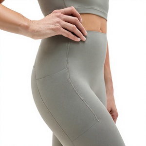 Soutien-gorge de sport sans coutures pour femme, dos nageur, col ras du cou, maintien moyen, pour yoga et entraînement, logo uni sur le devant, noir, Spandex Nylon - Product Image 3