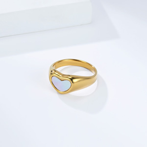 Anillo de Acero Inoxidable en Forma de Corazón, Color Oro y Plata, con Bisel, Joyería Unisex, Regalo, Anillos de Moda - Product Image 3