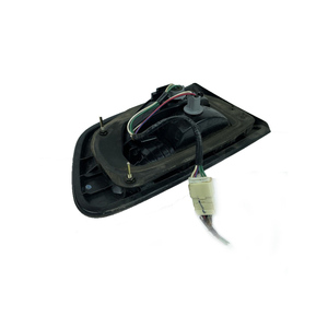 Feu arrière de freinage compatible avec Toyota Sienna 1998-2000 - Product Image 3
