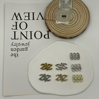 Kancing Dekoratif Paduan Logam Berlapis Emas, Perak, dan Perunggu Multiwarna Grosir, Bentuk Geometris dan Tiga Cincin Hati, untuk Pakaian, Tas, Sepatu, dan Aksesoris DIY
