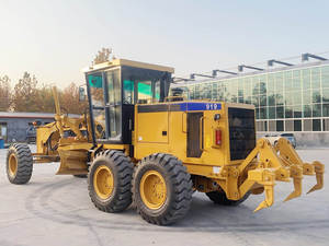 Motoniveleuse 919F de 13 500 kg pour travaux routiers avec lame avant et ripper arrière - Product Image 4