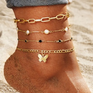 ZYO Nouveau Ensemble de Bijoux Bohème Étanche 4 Pièces pour Femme : Chaîne de Cheville Papillon à Chaîne Dorée, Bracelets à Maillons Cubains, Chaîne de Pied de Plage - Product Image 2