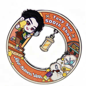 Vente en gros : Pin's en métal émaillé personnalisés avec motifs de personnages de dessins animés, impression UV et peinture vitrail, pour collection - Product Image 1
