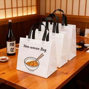 Bolsa de tela no tejida con asas negras y estampado de fideos, diseño llamativo para servicios de entrega de comida asiática y restaurantes de comida para llevar - Product Image 2