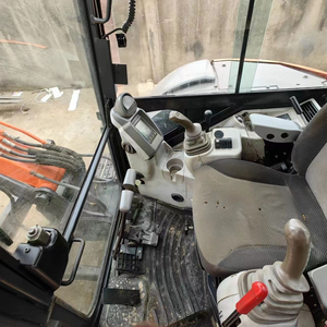 Excavadora de Orugas Hitachi ZX55USR Usada con Pocas Horas de Trabajo, 5.5 Toneladas de Peso Operativo, con Motor, Caja de Cambios y Bomba de Engranajes, Precio Negociable - Product Image 6