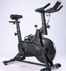 Vélo de rotation de résistance magnétique commercial pour le vélo d'exercice de cyclisme d'intérieur silencieux d'entraînement par courroie de gymnase à la maison - Product Image 5