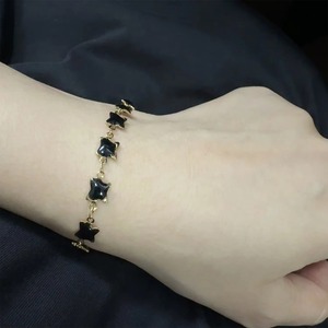 สร้อยข้อมือสแตนเลสสตีลขนาด 6 มม. ลายผีเสื้อเคลือบสีดำ ของขวัญเครื่องประดับสำหรับผู้ชายและผู้หญิง - Product Image 5