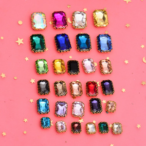 Strass en verre rectangulaires à 16 facettes avec bord doré pour la couture manuelle de vêtements DIY - Product Image 2