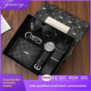 Set Regalo di Lusso in Pelle per <span class=keywords><strong>Uomo</strong></span>: Portafoglio, <span class=keywords><strong>Cintura</strong></span>, Orologio e Occhiali da Sole per San Valentino e Natale, Regalo per Papà e Fidanzato - Product Image 1