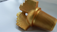Fraise 3 1/2 "API REG 152mm en acier allié carbure PDC Cutter lame à couronne étagée 3 ailes pour le forage de puits d'eau