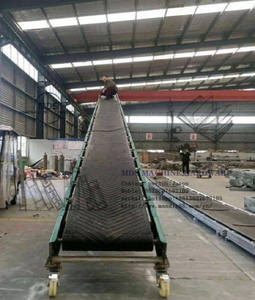 Inclinazione <span class=keywords><strong>mobile</strong></span> di gomma nastro trasportatore per la sabbia, pietre, carboni - Product Image 4