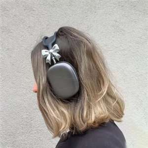 Estuche con lazo de mariposa plateada de Metal líquido para <span class=keywords><strong>AirPods</strong></span> <span class=keywords><strong>Max</strong></span> 2nd Generation Apple <span class=keywords><strong>Over</strong></span>-ear Auriculares <span class=keywords><strong>Max</strong></span> Accesorio decorativo APM - Product Image 6