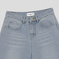 Fabricant de vêtements personnalisés OEM ODM : Jeans baggy en denim pour hommes, délavage clair, rayures latérales, imprimé graphique, coupe large, style streetwear