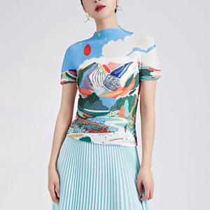 เสื้อยืด2025จีบเข้ารูปยืดหยุ่นสูงสำหรับผู้หญิงคอลเลคชั่นฤดูร้อนเสื้อแขนสั้นพิมพ์ลายการ์ตูนเรขาคณิตเป็นมิตรกับสิ่งแวดล้อม - Product Image 6