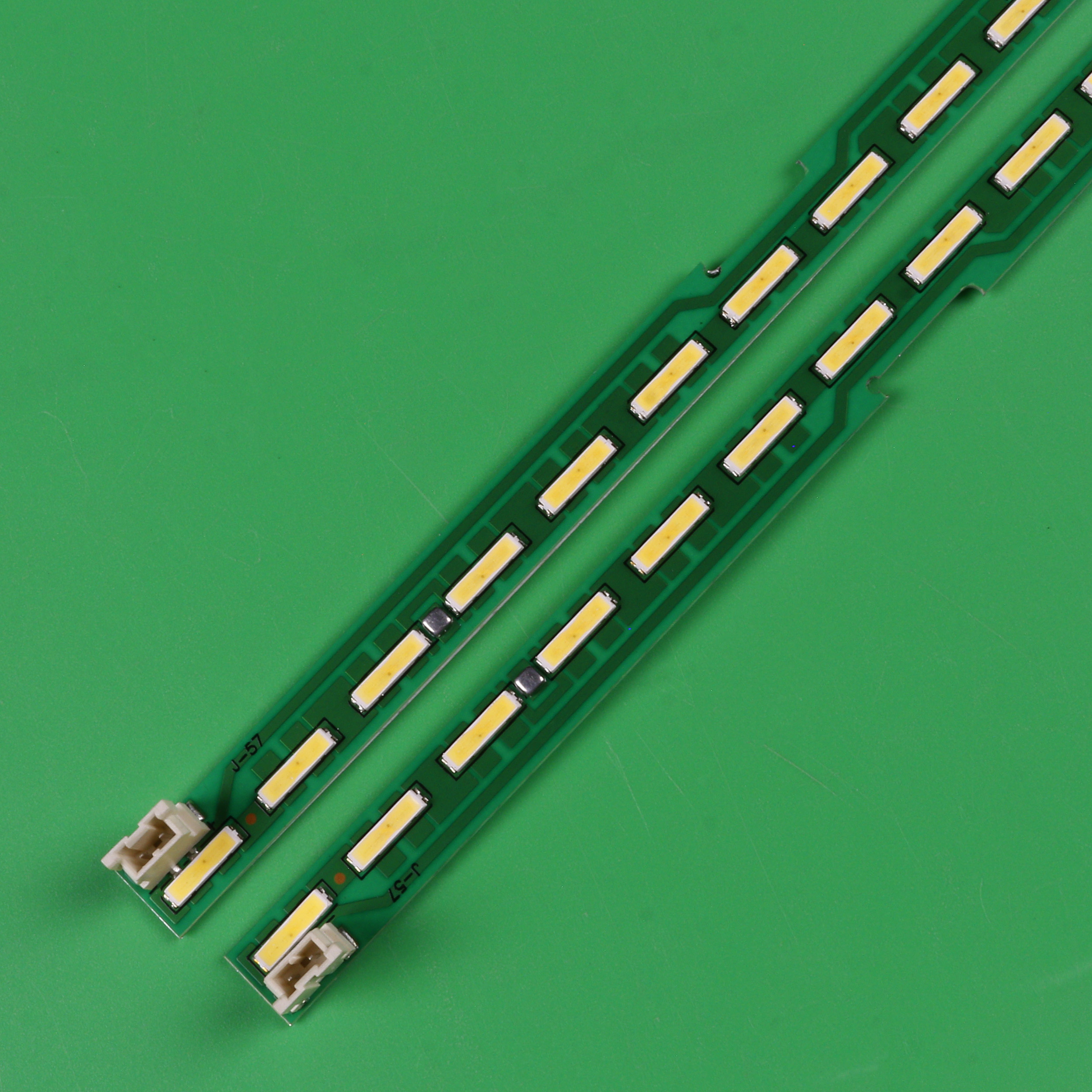 8 Barres LED Rétro-éclairage Pour TV LG 42LX330C-UA (6916L-1956B/1957B) - Neuf