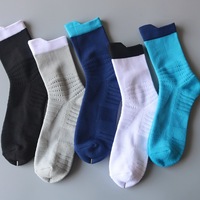 Chaussettes en éponge épaissi Mix Basketball Sports professionnels Tennis Badminton Chaussettes de course en plein air Absorption de la sueur