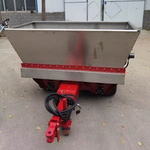 Semoir traîné polyvalent pour l'entretien des pelouses, la gestion du <span class=keywords><strong>gazon</strong></span>, la distribution de compost et l'amélioration des sols - Prix de dépôt - Product Image 1