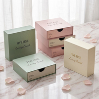 Boîte cadeau rigide faite à la main pour bébé, style tiroir en carton, pour la fête de naissance, emballage de vêtements pour nouveau-né garçon ou fille, personnalisable