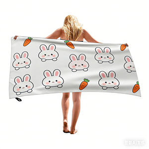 Serviette de plage personnalisée en microfibre de qualité supérieure, anti-sable, séchage rapide, imprimée sur mesure - Product Image 4