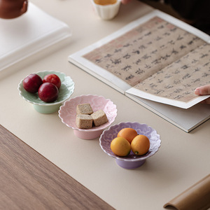 Guanlan <b>Ceramics</b> Auspicious Cloud Stem <b>Plate</b> Porcelain Round Small Tea Fruit Snack <b>Plate</b> Chinese Zen Style - Product Image 4