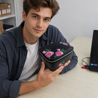 Boîte à bijoux de voyage RFID antivol personnalisée, étui portable en cuir PU pour boucles d'oreilles et colliers, cadeaux personnalisés