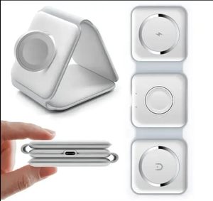Cargador Inalámbrico 3 en 1, Estación de Carga Magnética Plegable, Cargador de Viaje para iPhone, Adaptador de Corriente, Caricatore Senza Fili - Product Image 1