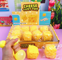 Jouet anti-stress en forme de cube de fromage A5.5cm, jouet à presser pour la décompression, pop-up tendance