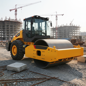 Rouleau vibratoire autopropulsé lourd de 14 tonnes de Chine, modèle XS143J, avec moteur et pompe de 140 kW de puissance, pour le compactage des sols sablonneux - Product Image 6