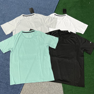 ชุดกีฬาผู้ชาย ชุดวิ่งแห้งเร็ว เสื้อยืด กางเกงขาสั้น ชุดออกกำลังกาย ฟิตเนส ระบายอากาศ ชุดกีฬา ชุดลำลอง เสื้อฟุตบอล - Product Image 2