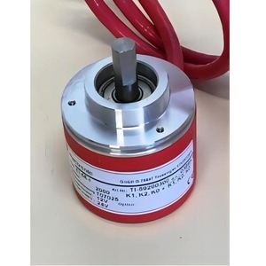 Encodeur électronique Tr IoV58 00030 fabriqué en Allemagne avec câble rouge et axe métallique pour usage industriel - Product Image 1