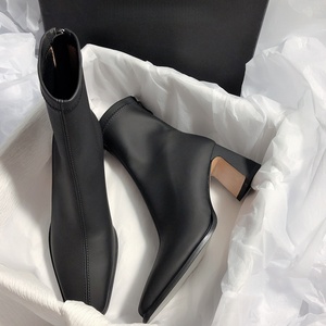 Bottes Chelsea à talons épais et carrés pour femmes, nouvelle mode, vente en gros - Product Image 3