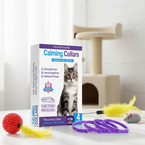 Classiche Medagliette Calmanti Regolabili in ABS con Feromoni da 38CM, 4 Pezzi, per Alleviare lo Stress di Cani e Gatti - Product Image 1