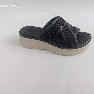 Sandali con Zeppa da Donna in Pelle PU Marrone Chiaro con Cinturino Plissettato e Fibbia alla Caviglia, Scarpe da Passeggio alla Moda - Product Image 2