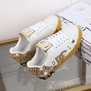 Top-Quality Unisex Style New Famous Brand Men's Casual Women's Outdoor Sports Walking Running Shoes Luxury Designer Sneakers - Product Image 5