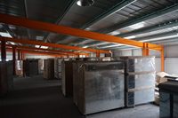 Congélateur vertical sans portes (ouvertes) pour buffet